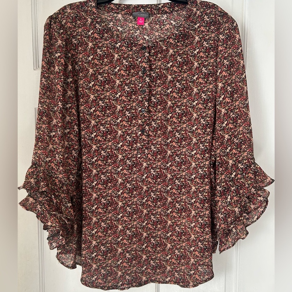 Vince Camuto multi color floral pattern 3/4 tiered ruffled sleeves XL
